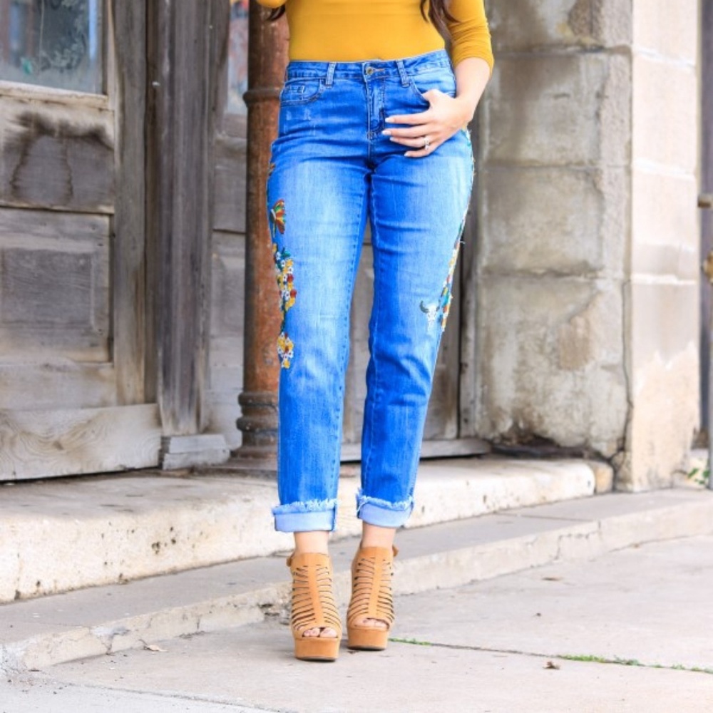 Best in Jeans❣️L&B Embroidered Jeans - Picture 2 of 7